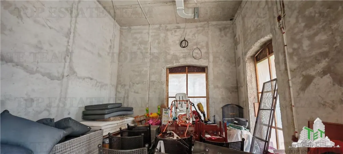Vila somptuoasa, 10 + camere, S+P+1, 1100mp utili, cu toate utilitatile, in  sector 6 Bucuresti zona Valea  Oltului - foto 15