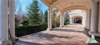 Vila somptuoasa, 10 + camere, S+P+1, 1100mp utili, cu toate utilitatile, in  sector 6 Bucuresti zona Valea  Oltului - foto 5