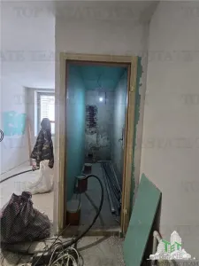 Casa cu 5 camere (include o anexa) in zona Giulesti-Sarbi-Sabareni- pret redus de curand - foto 8