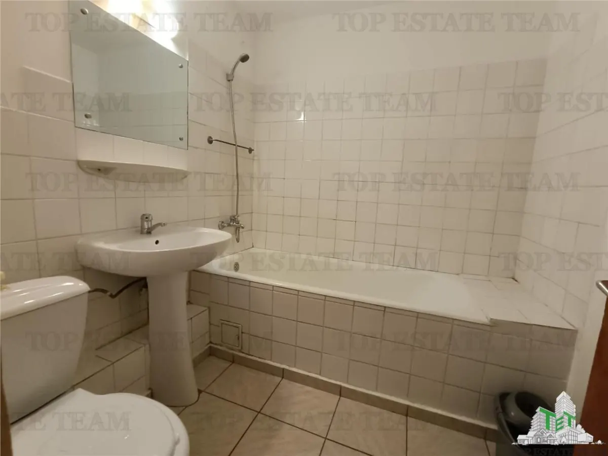 Vanzare apartament 3 camere vedere spate Ion Mihalache - foto 9