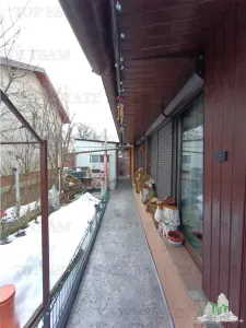 Casa moderna cu 3 camere pe parter cu toate utilitatile incluse la 3 km de orasul Magurele, si la doar 10 min de Bucuresti. - foto 17