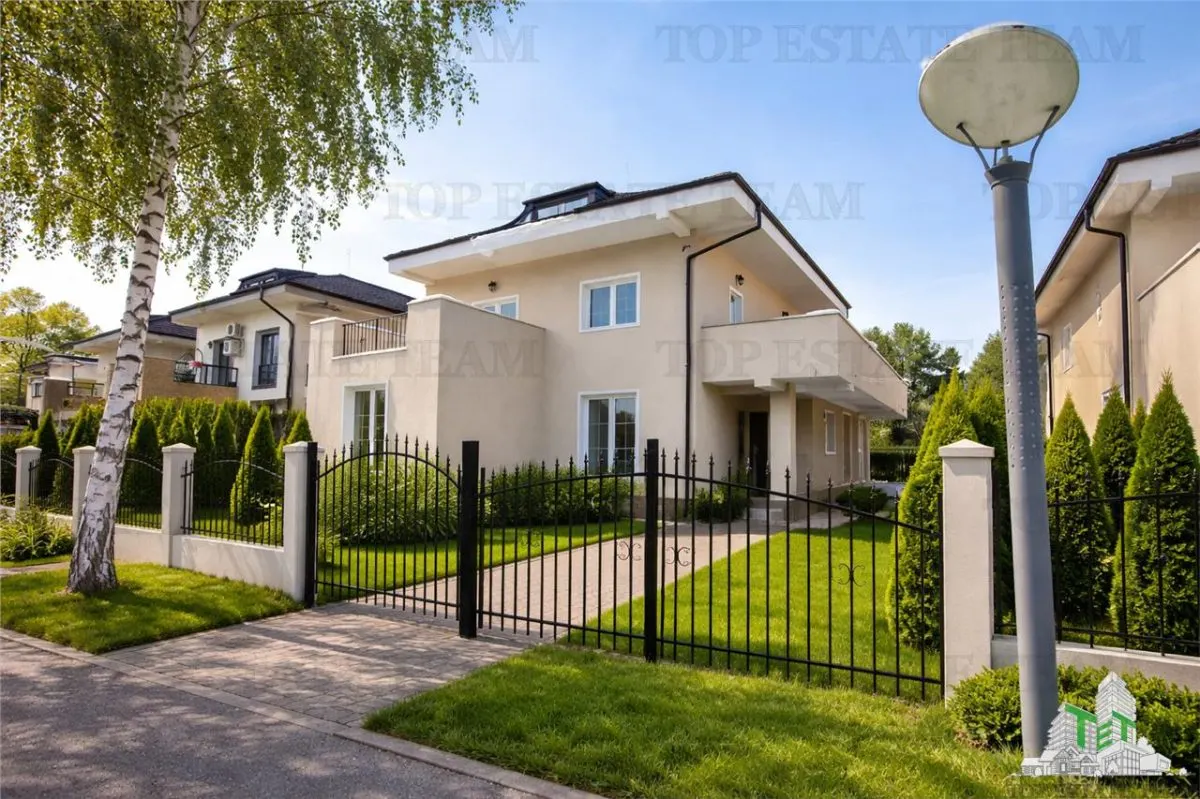 For Sale/Villa Family/Complex Privat/Lac/Crevedia - foto 1