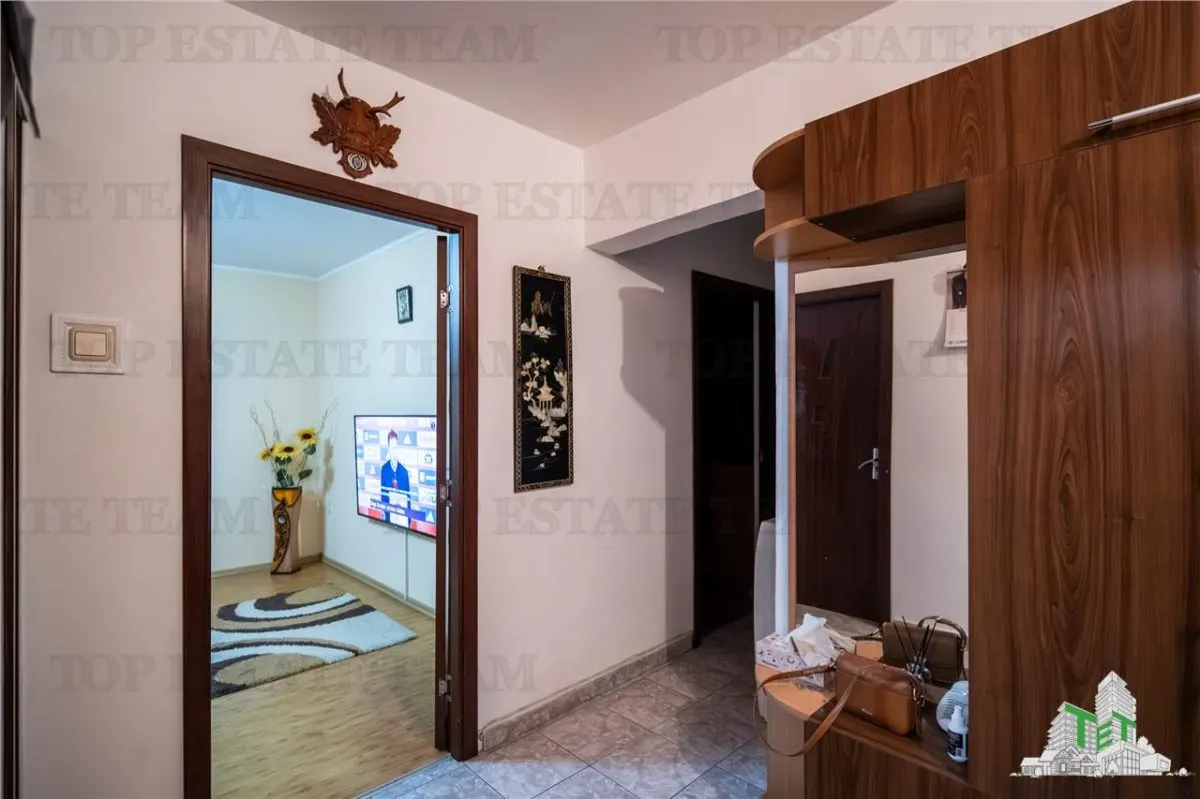 Apartament 3 camere, Titan, Ozana - foto 8