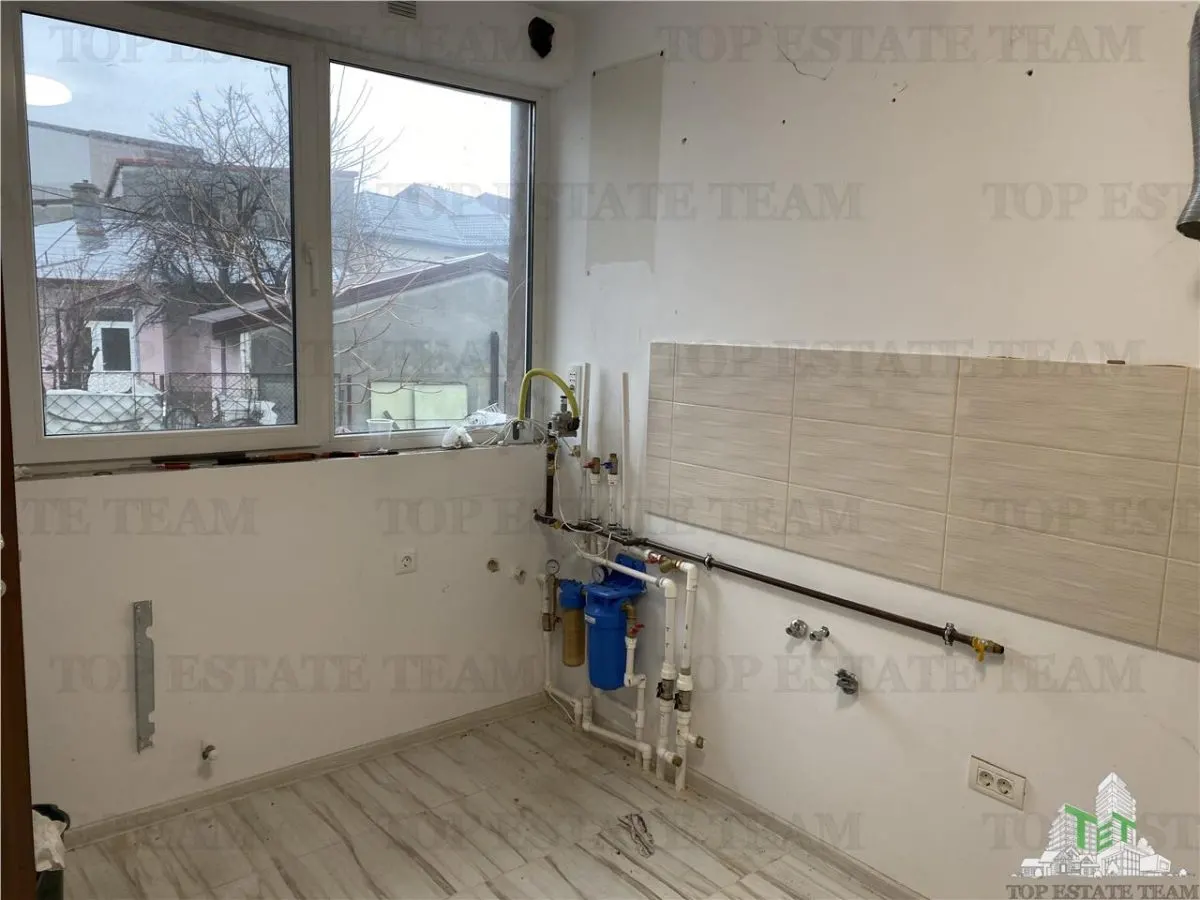 Casa de vanzare in zona Fundeni - foto 4