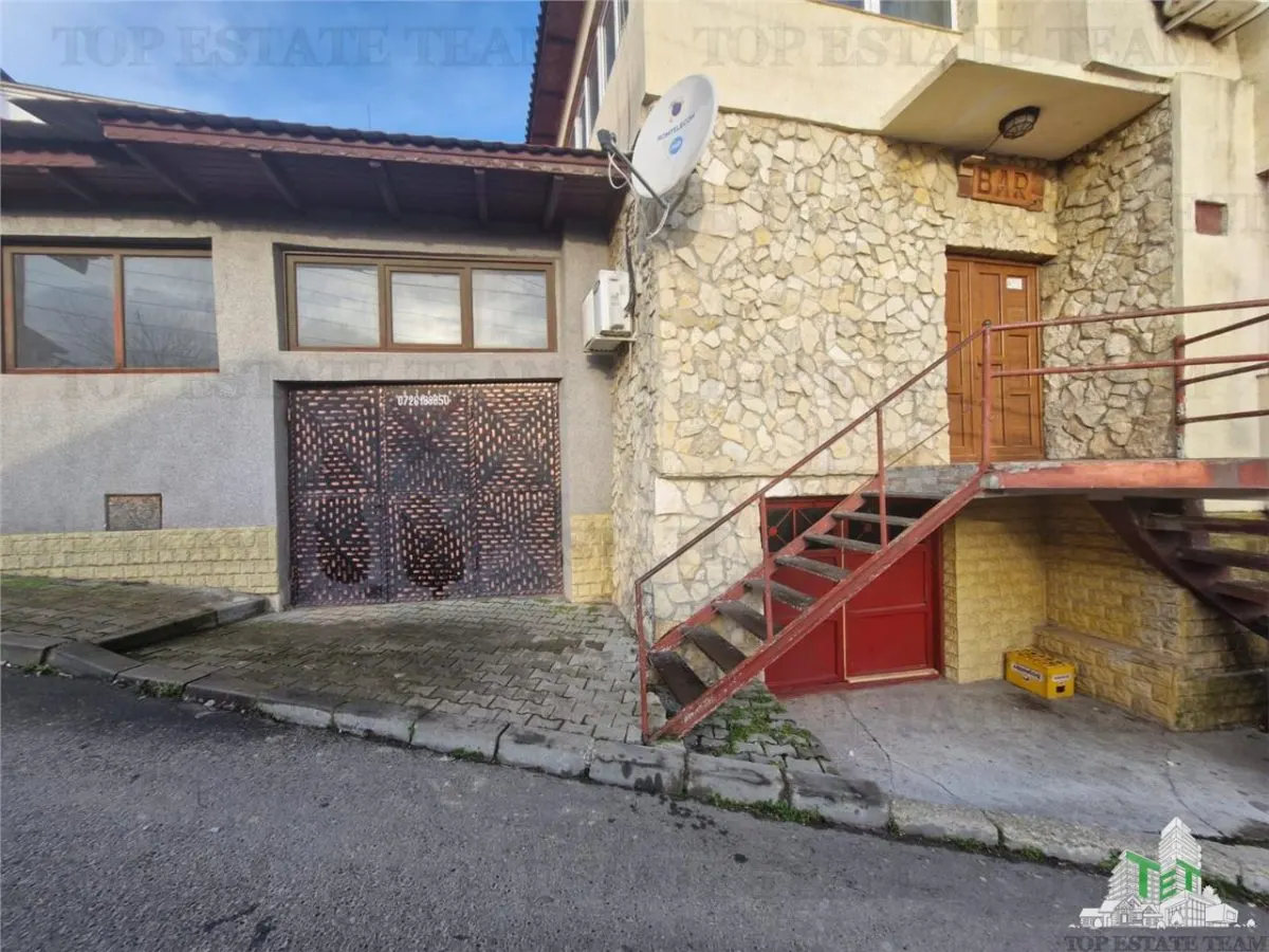 Vila unica de vanzare cu destinatie de locuinta si spatii comerciale, Medgidia, Constanta - foto 3
