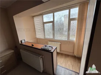 Apartament 2 camere, zona City Mall Constanta. - foto 4