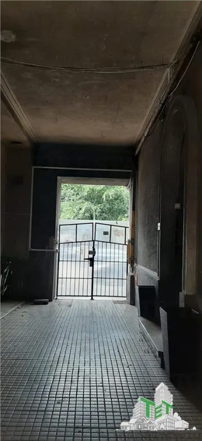 Garsoniera cocheta de inchiriat Universitate , intrare separata  din curte - foto 2