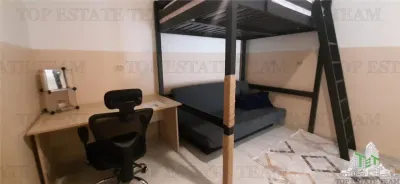 Garsoniera cocheta de inchiriat Universitate , intrare separata  din curte - foto 6