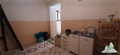 Garsoniera cocheta de inchiriat Universitate , intrare separata  din curte - foto 9