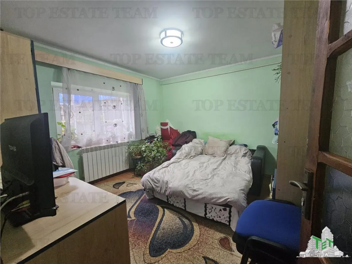 Casa individuala 3 camere, curte libera 225 mp, zona Piata Resita - foto 7
