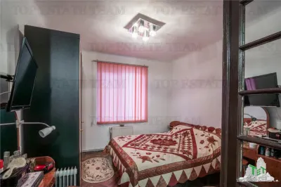 Vila de vanzare  - Zona Victoriei | Pretabil birouri, clinica sau rezidential - foto 13