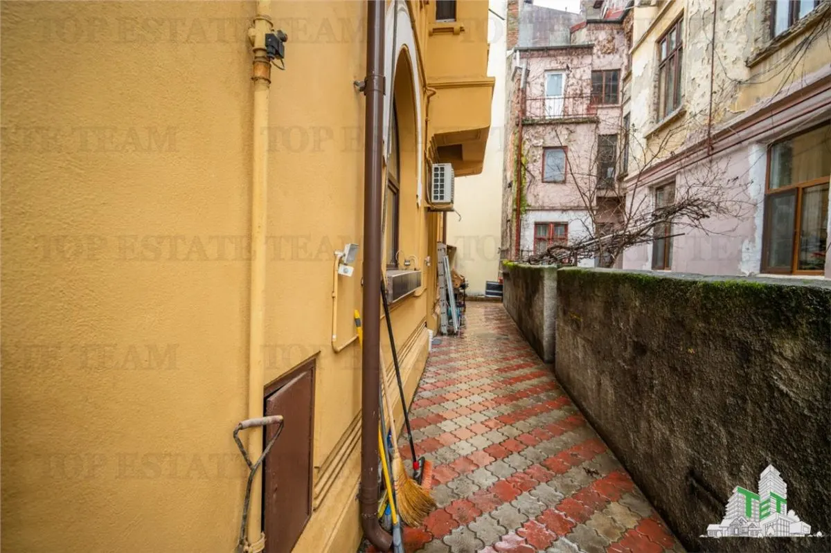 Vila de vanzare  - Zona Victoriei | Pretabil birouri, clinica sau rezidential - foto 23