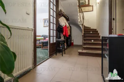 Vila de vanzare  - Zona Victoriei | Pretabil birouri, clinica sau rezidential - foto 7