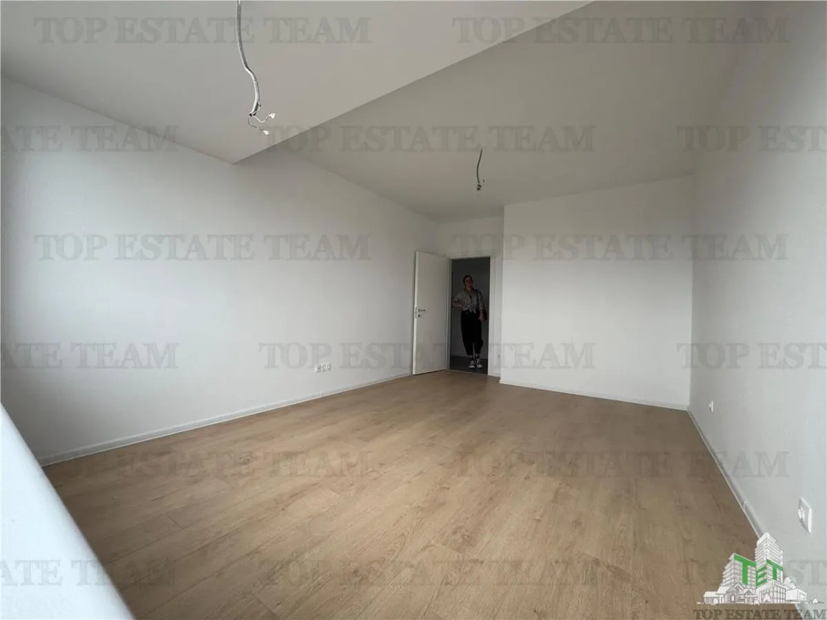 Apartament cu 2 camere de vanzare intr-un complex cu piscina /parc/ Sector 1/ Nord - foto 2
