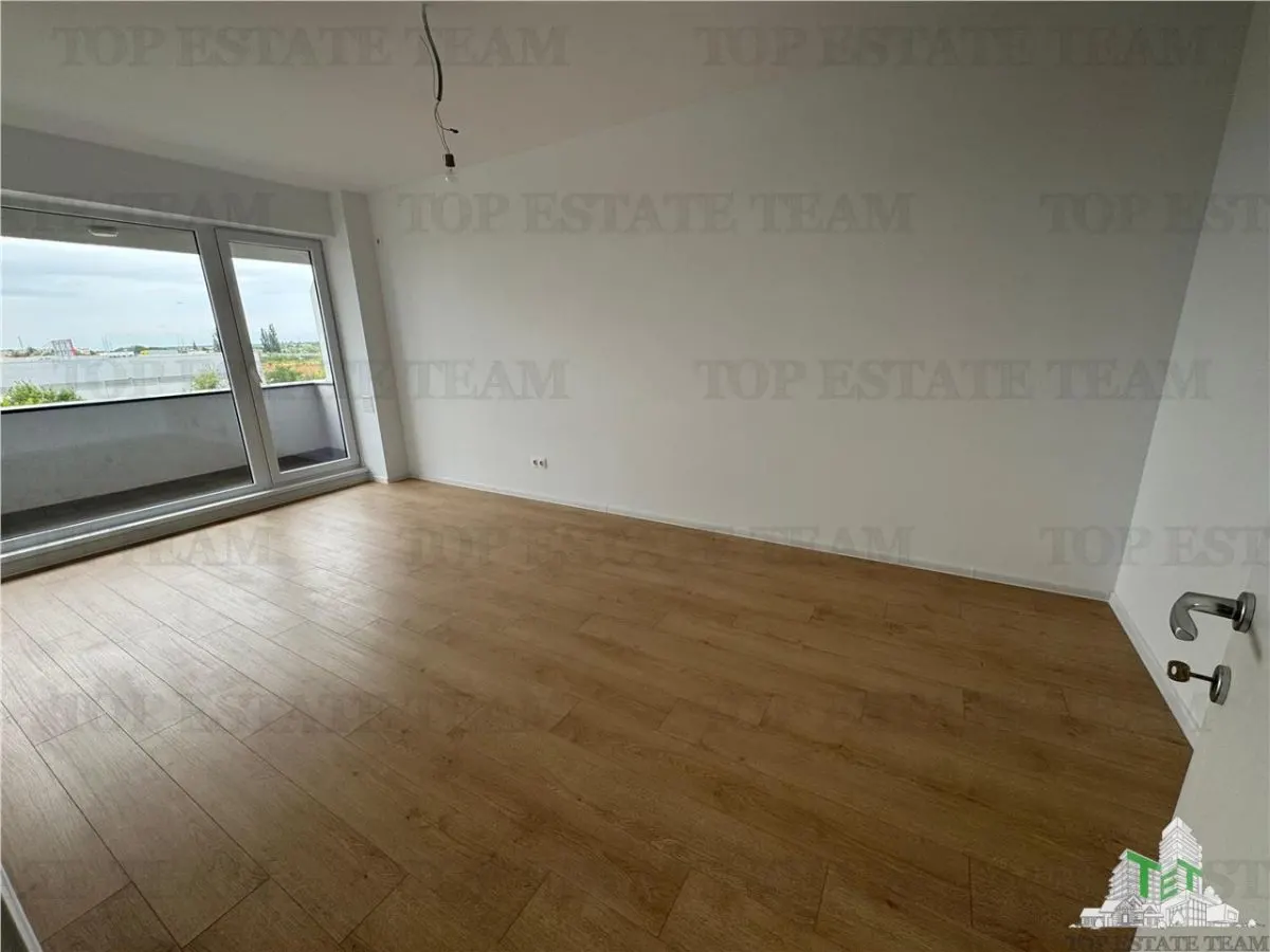 Apartament cu 4 camere de vanzare in zona de Nord - foto 4