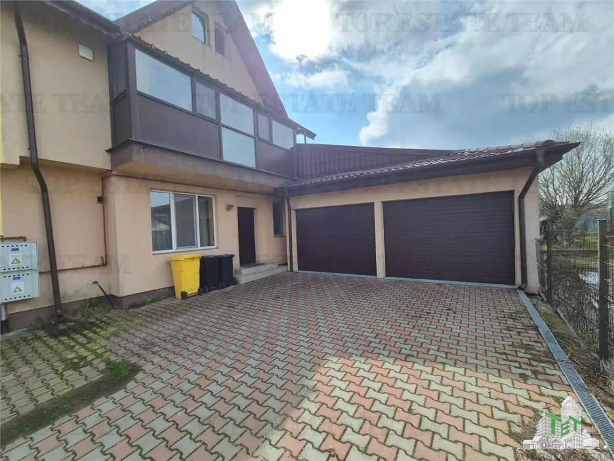 Casa 274mp cu panouri solare/garaj in Ciorogarla (se accepta schimburi) - foto 1