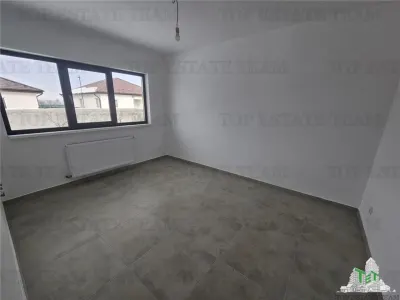Casa parter 2 placi teren 450mp la 15 minute de Bucuresti - foto 2