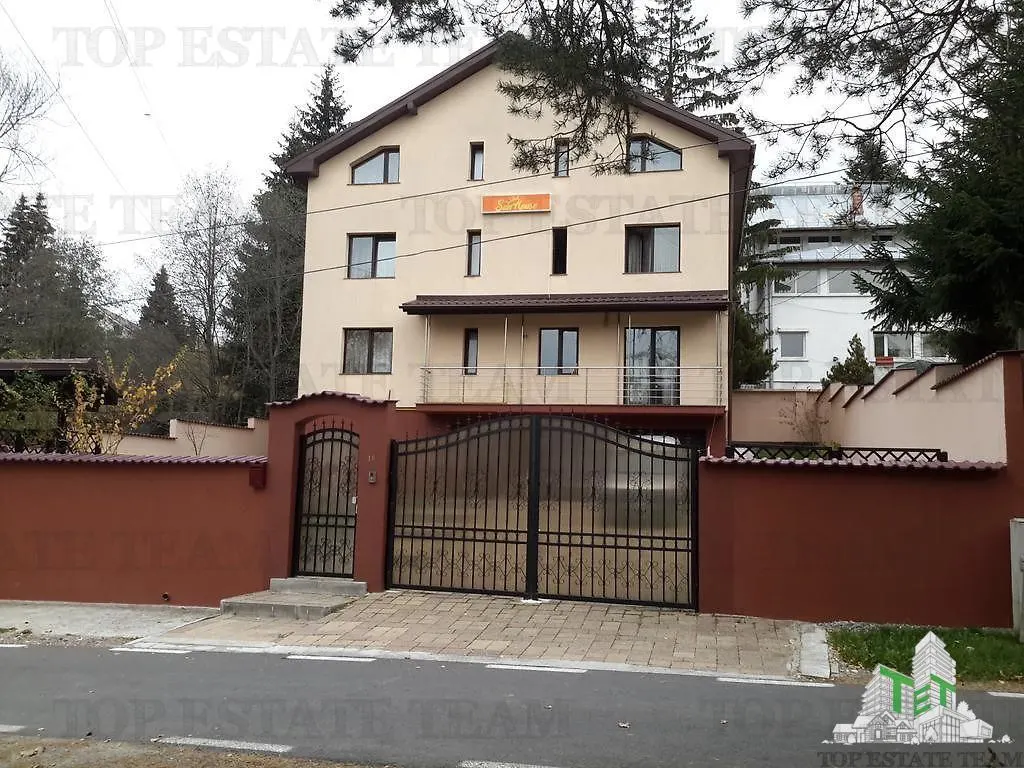 Vila 9 camere cu teren in Predeal - foto 1