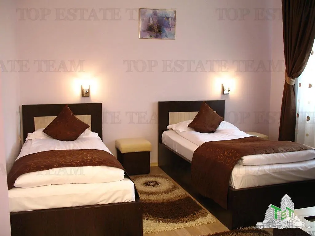 Vila 9 camere cu teren in Predeal - foto 4