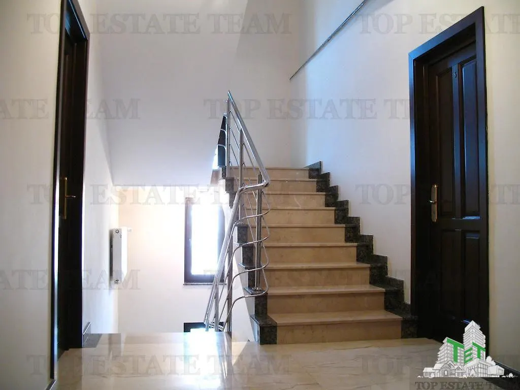 Vila 9 camere cu teren in Predeal - foto 7