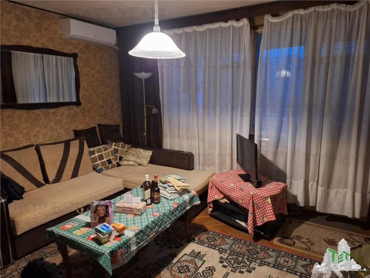 Apartament 3 camere teiul doamnei - foto 1