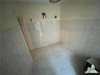 Apartament 2 camere, etaj 1, aproape de Piata Domenii zona linistita. - foto 11
