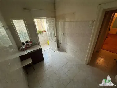 Apartament 2 camere, etaj 1, aproape de Piata Domenii zona linistita. - foto 12