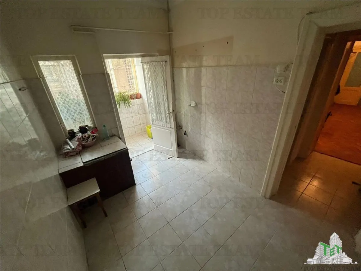 Apartament 2 camere, etaj 1, aproape de Piata Domenii zona linistita. - foto 12