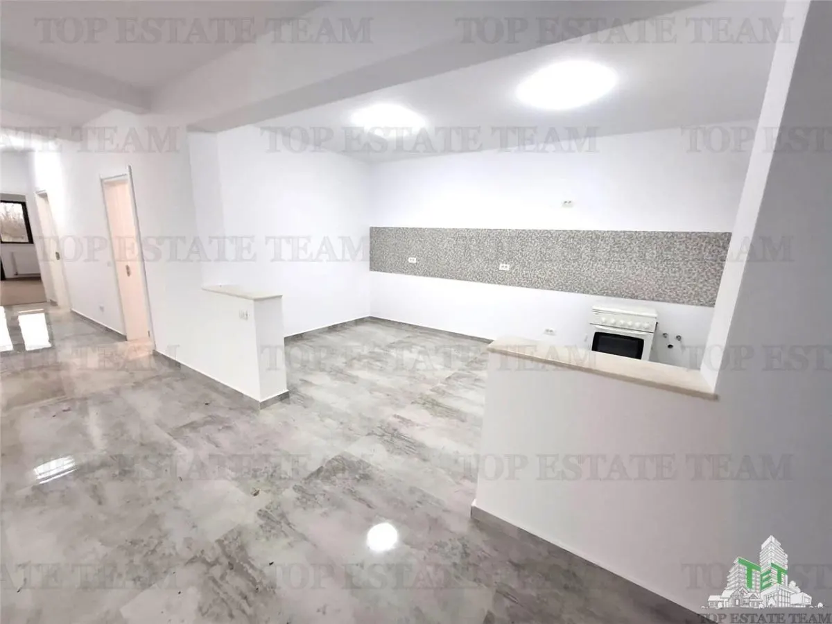 For Sale Casa Vlasiei/Livada si curte generoasa - foto 5