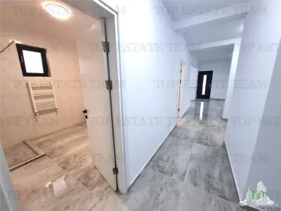 For Sale Casa Vlasiei/Livada si curte generoasa - foto 8