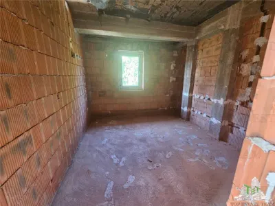 Apartament 2 camere in vila zona Apusului-Uverturii - foto 4