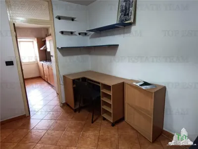 Vanzare garsoniera Domenii- Mihalache imobil 1983 etaj inferior - foto 5