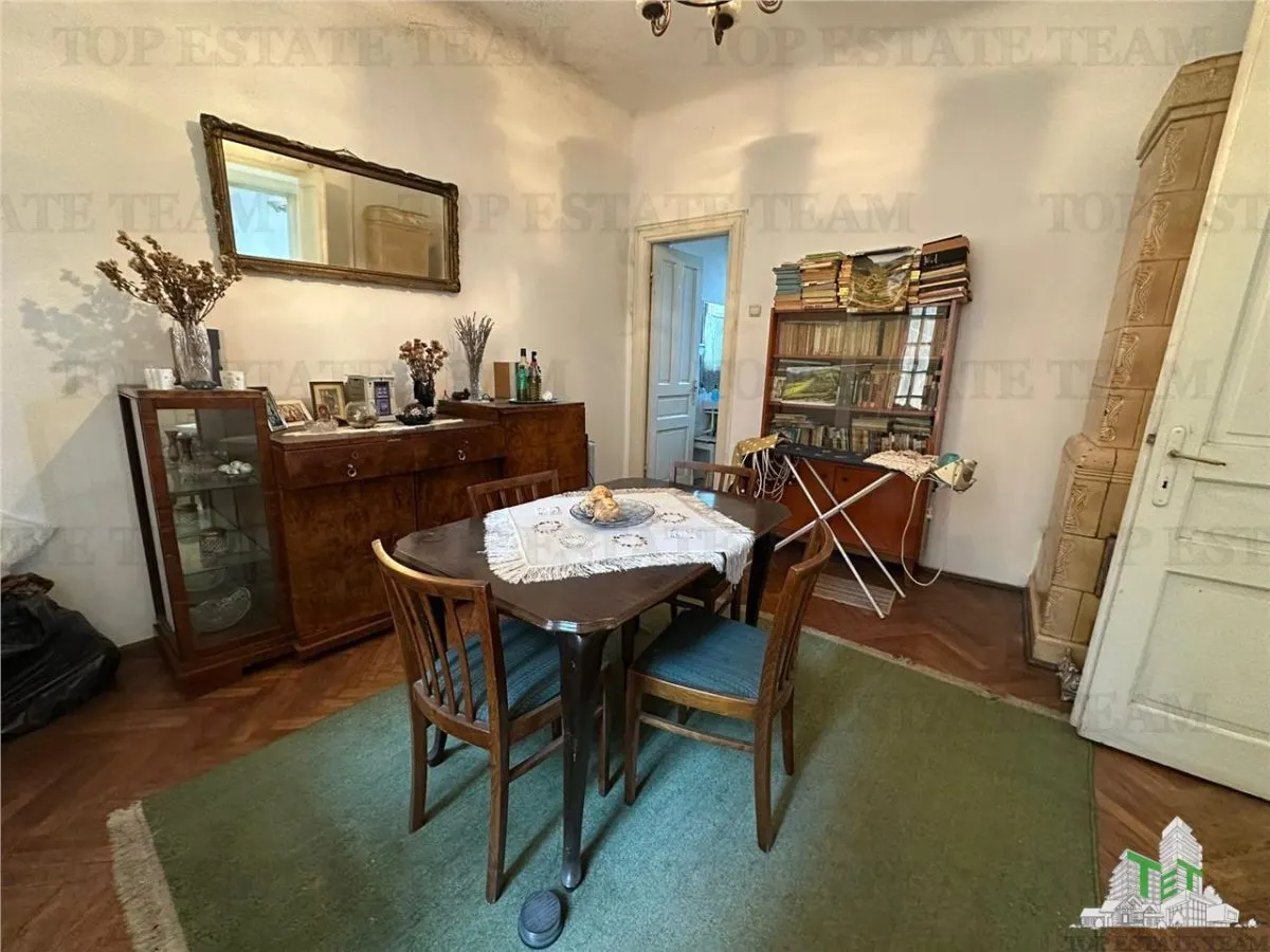 Apartament 3 camere , zona Matache, RS 1, central,  pentru locuit sau investitie - foto 1