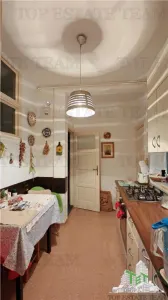 Apartament de 3 camere ultracentral, 2 intrari, lift cu acces privat, pod pentru depozitare, centrala proprie, in sectorul 2 - foto 16