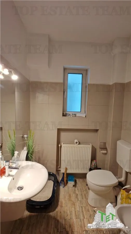 Apartament de 3 camere ultracentral, 2 intrari, lift cu acces privat, pod pentru depozitare, centrala proprie, in sectorul 2 - foto 19