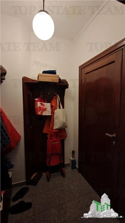 Apartament de 3 camere ultracentral, 2 intrari, lift cu acces privat, pod pentru depozitare, centrala proprie, in sectorul 2 - foto 5