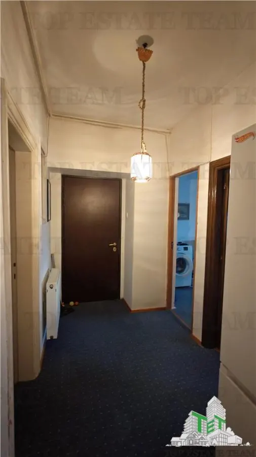 Apartament de 3 camere ultracentral, 2 intrari, lift cu acces privat, pod pentru depozitare, centrala proprie, in sectorul 2 - foto 6