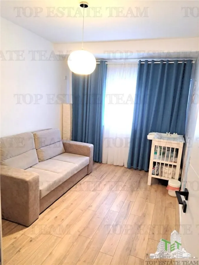 Resedinta Moderna  Ansamblu Tip Boutique /Gata de Mutare - foto 19