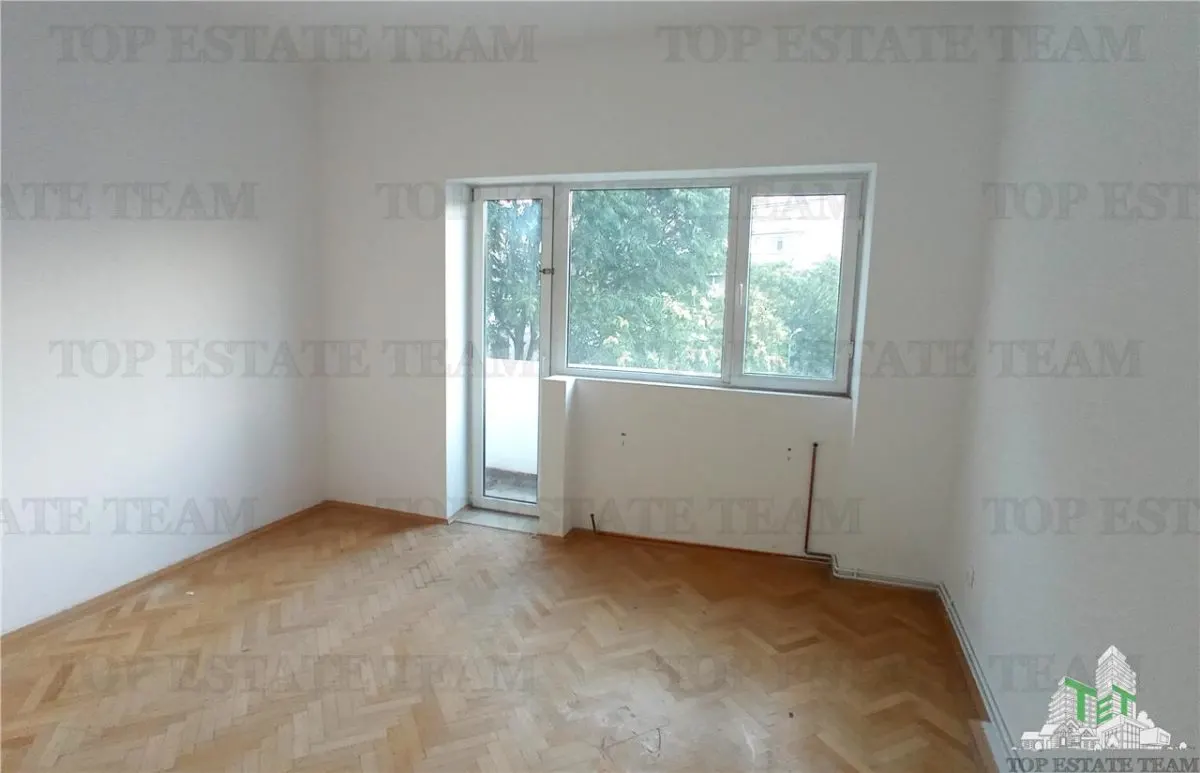 Apartament 3 camere de vanzare, zona Armeneasca - foto 4