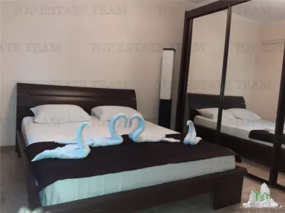 Vila moderna + casa renovata cu 2 apartamente si teren generos  -  Palazu Mare , Constanta - foto 19