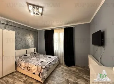 Vila moderna + casa renovata cu 2 apartamente si teren generos  -  Palazu Mare , Constanta - foto 6