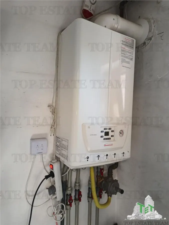 Oferim spre vanzare un apartament deosebit cu 2 cam. si balcon, cu centrala proprie, in sect 6, in zona Dr. Sarii la doar 5 min de Cotroceni ONE - foto 8