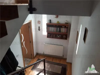 Vila cocheta de vanzare intr-o zona de basm langa Horezu in Bogdanesti (Tomsani) - foto 12