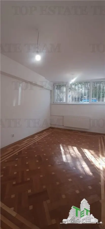 Spatii birou / comerciale de inchirat ,Universitate,  10 euro / mp - foto 1