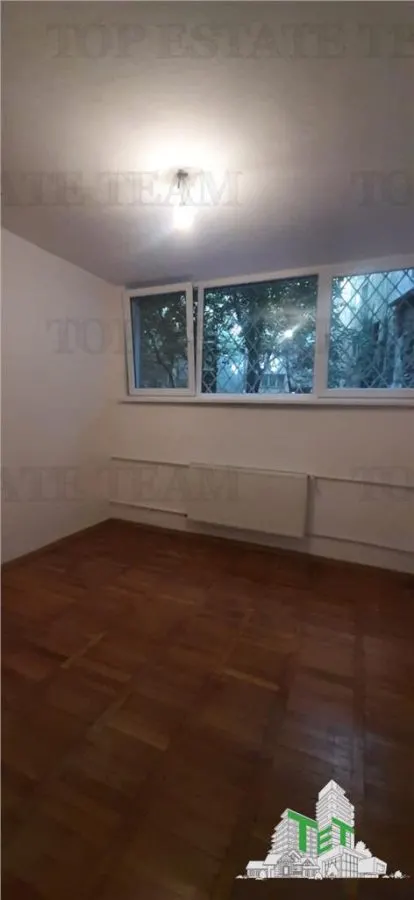Spatii birou / comerciale de inchirat ,Universitate,  10 euro / mp - foto 22