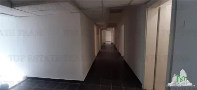 Spatii birou / comerciale de inchirat ,Universitate,  10 euro / mp - foto 24
