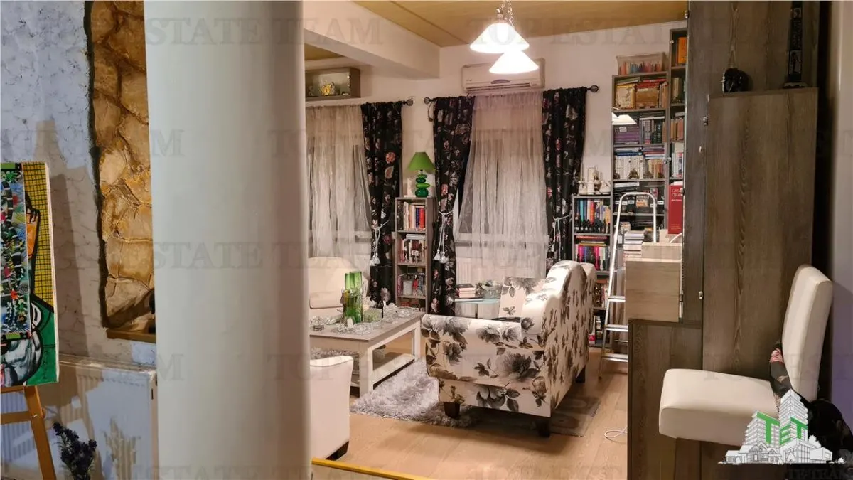 Super afacere, vila cu aspect de conac cu spatii moderne dar si clasice antichizate, orientale sau art-deco avand o curte superba ! - foto 20