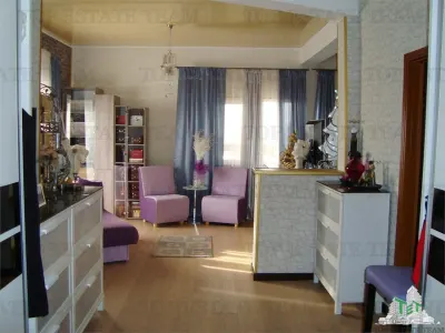 Super afacere, vila cu aspect de conac cu spatii moderne dar si clasice antichizate, orientale sau art-deco avand o curte superba ! - foto 23