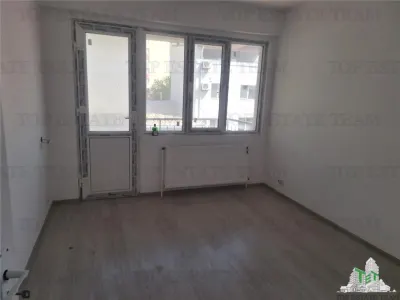 Vila intima cu terasa si teren langa bd. Lacul Tei - foto 17