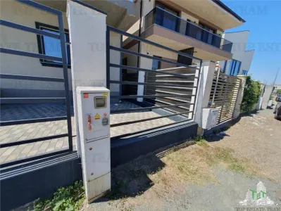Teren intravilan cu deschidere la sosea Palazu Mare zona Elvila - foto 10